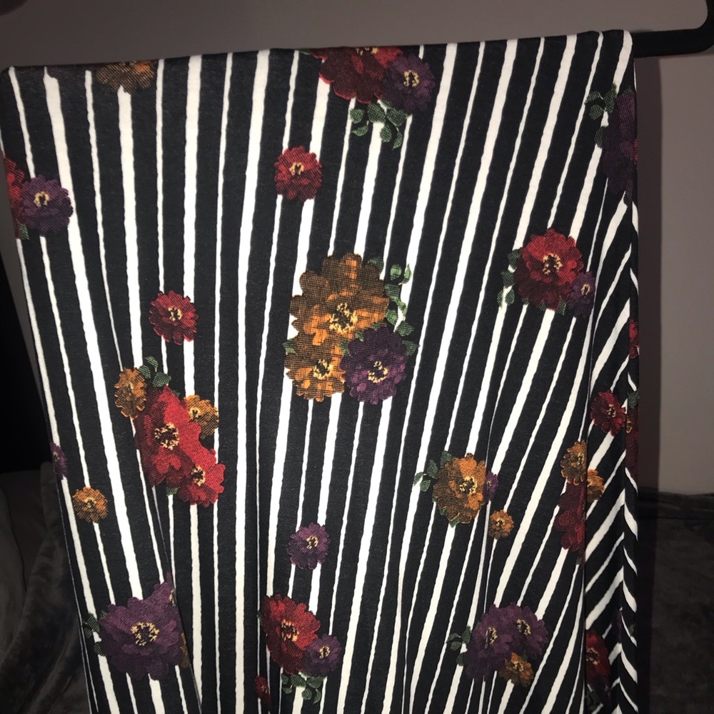 Small Lularoe Maxi Skirt